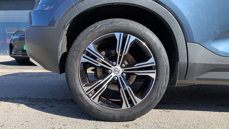 2022 Volvo XC40 1.5h T5 Recharge 10.7kWh Ultimate Bright SUV 5dr Petrol Plug-in Hybrid Auto SUV H...