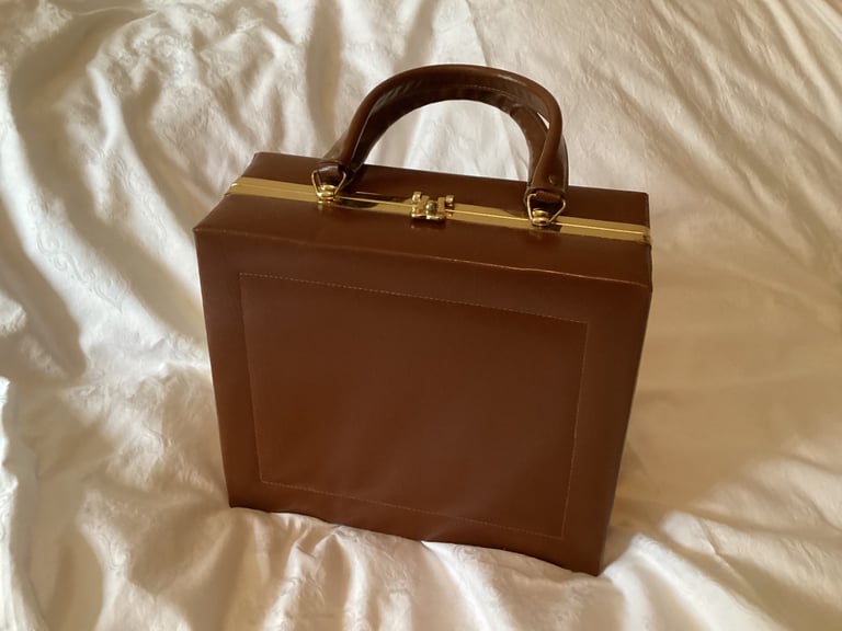image for Retro Vintage Faux leather square handbag