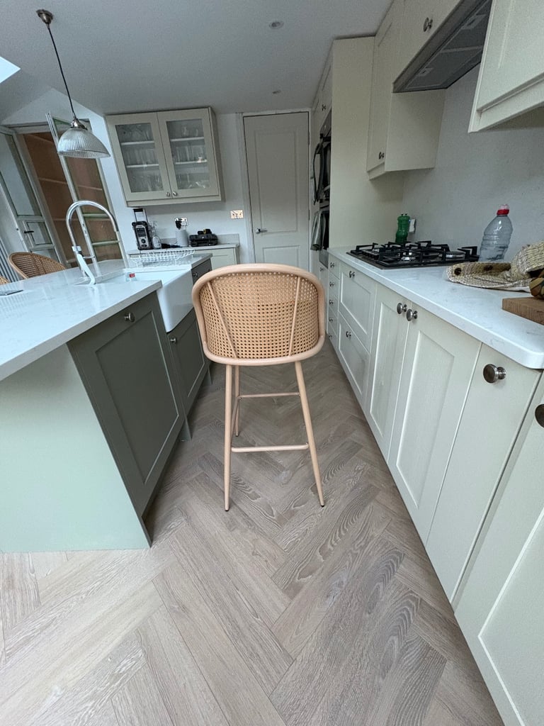 Brand new bar stools from dusk x2