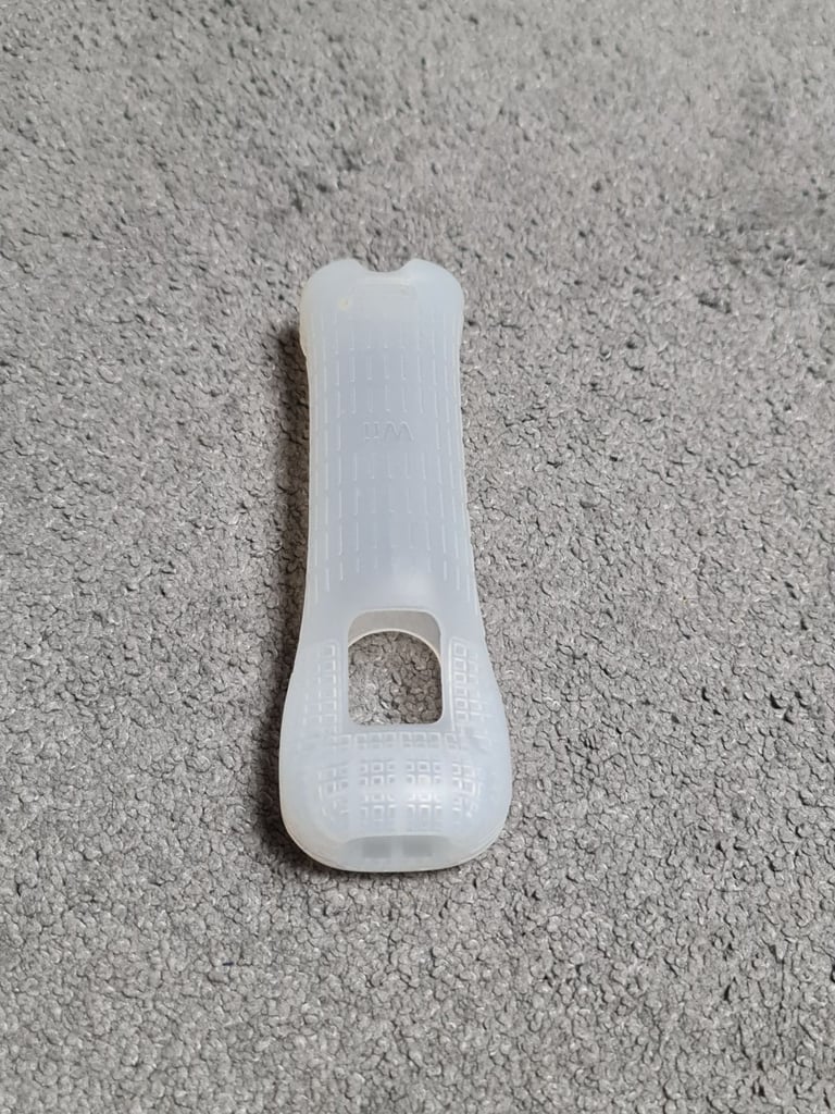 Nintendo Wii Remote & Wired Nunchuck