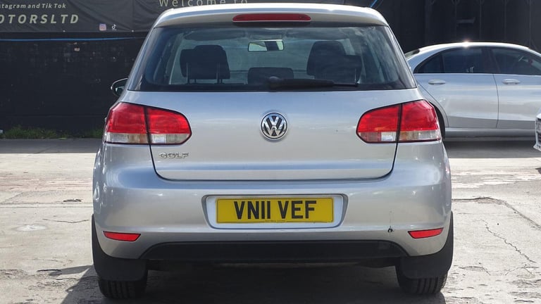 VOLKSWAGEN GOLF 1.4 Twist hatch petrol Silver Manual Petrol 2011