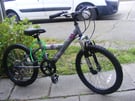 GIRLS 20&quot; WHEEL BIKE IN GOOD WORKING CONDITION AGE 8+