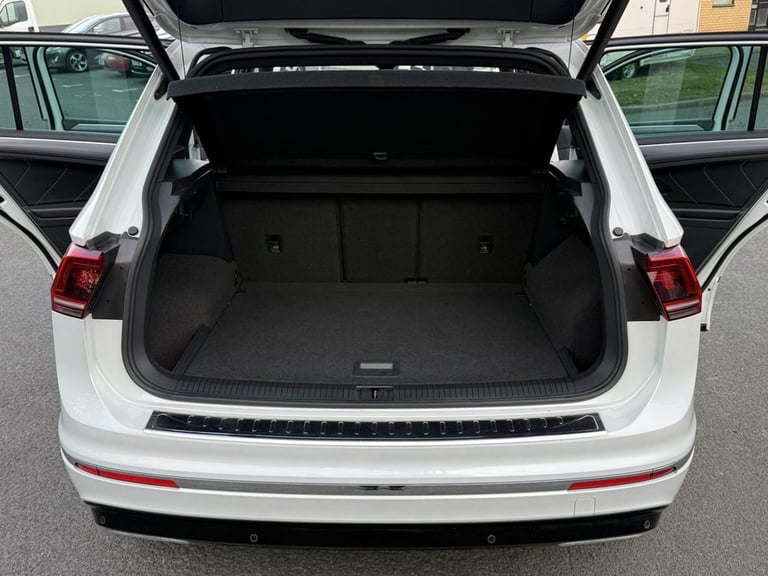 2020 Volkswagen Tiguan 2.0 TSi 230 4Motion SEL 5dr DSG ESTATE PETROL Automatic