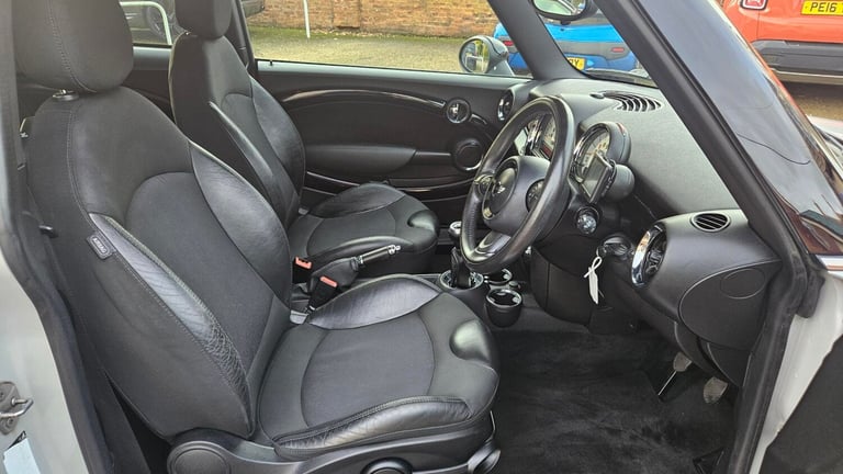 2012 MINI Hatch 1.6 Cooper Soho 3dr HATCHBACK Petrol Manual