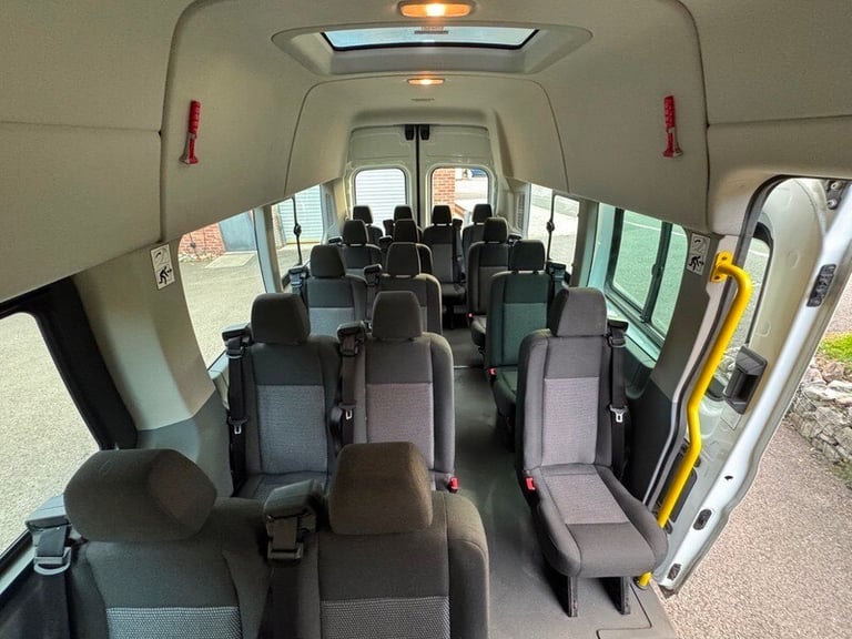 2015 Ford Transit 2.2 TDCi 460 Minibus 5dr Manual L4 H3 (17 seats) Minibus Diesel Manual