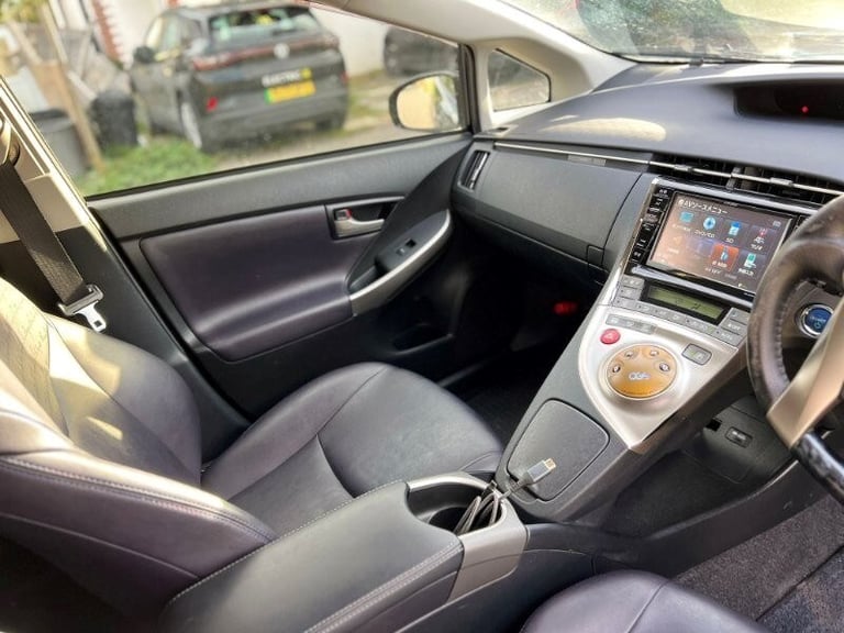 2013 Toyota Prius 1.8 Hybrid  Hybrid