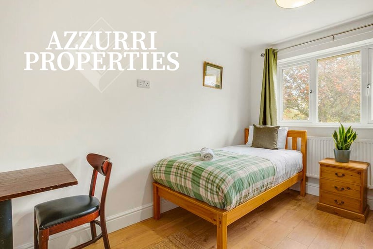 SHORT STAYS | 3 BED | MANOR PARK