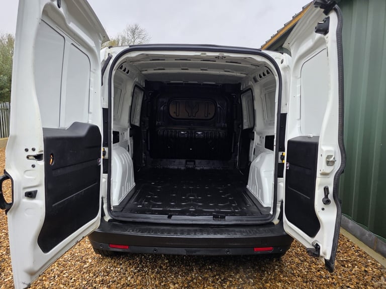 2021 Fiat Doblo 1.6 Multijet 16V L2 105 Tecnico Van Start Stop * PLUS VAT * PANEL VAN Diesel Manual