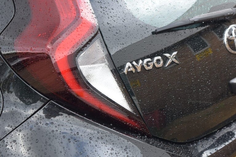 Toyota Aygo X 1.0 Vvt I Pure Petrol