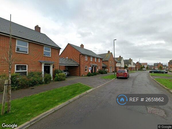 3 bedroom house in Coronet Road, Broughton, Aylesbury, HP22 (3 bed) (#2651862)