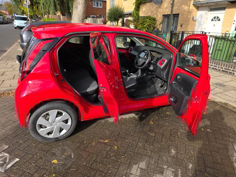 Toyota, AYGO, Hatchback, 2020, Semi-Auto, 998 (cc), 5 doors