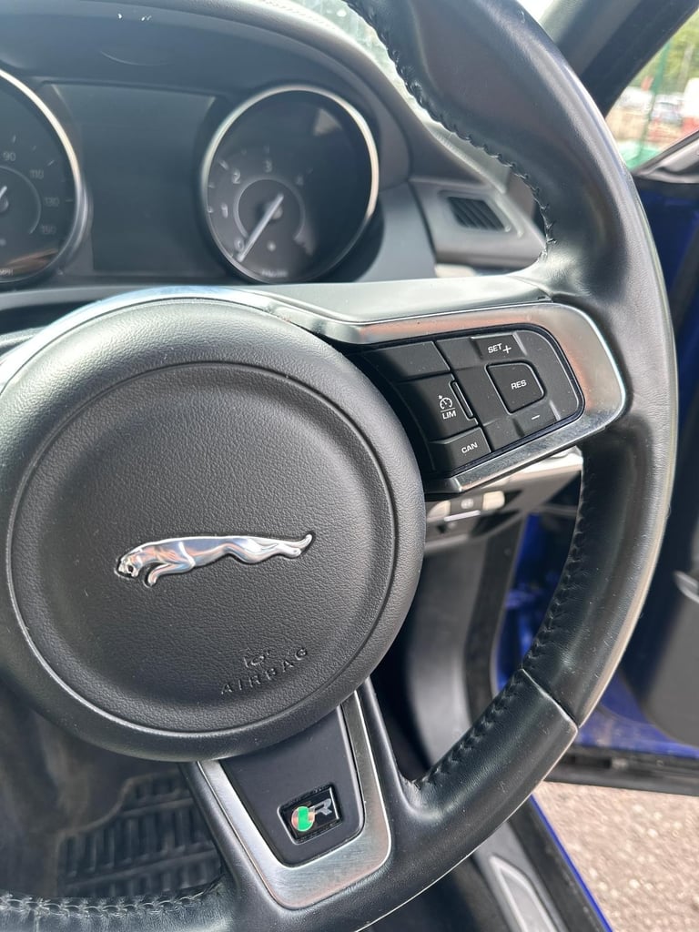 2018 18 REG JAGUAR E-PACE 2.0 R-DYNAMIC S AWD DAMAGED REPAIRABLE SALVAGE