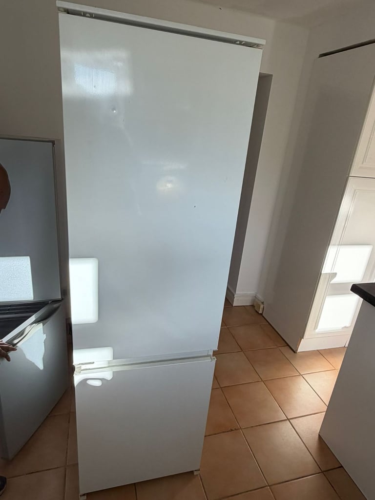 Fridge freezer for £125