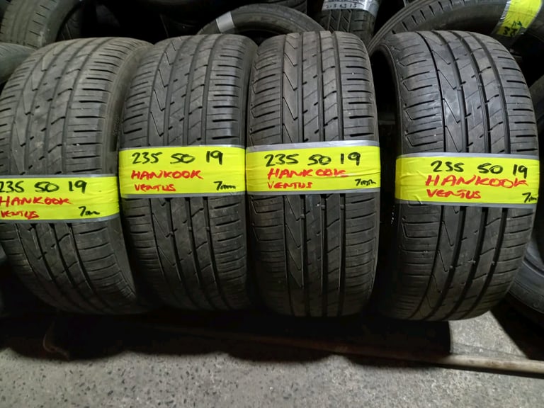 235 50 19 hancook ventus 8mm tread only £45 Free fitting and balance 