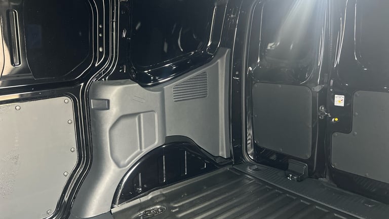 2025 Ford Transit Courier 100kW 43kWh Limited Van Auto PANEL VAN ELECTRIC Automatic