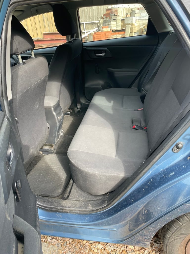 Toyota, AURIS, Estate, 2015, Manual, 1364 (cc), 5 doors