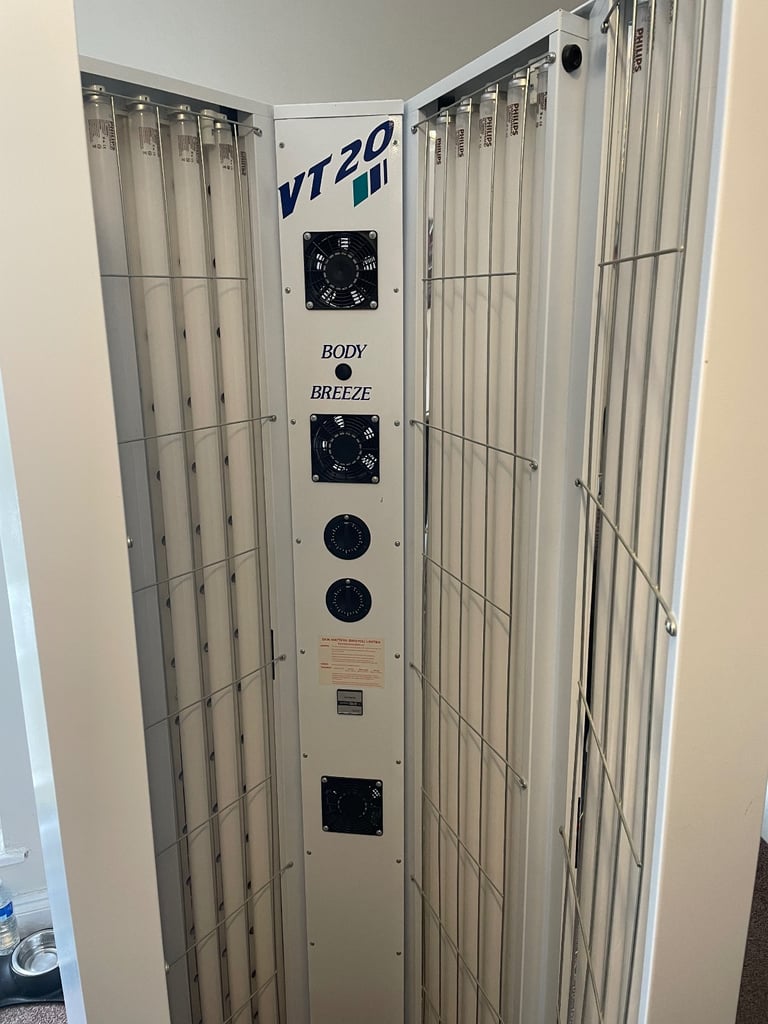 New Phototherapy Psoriasis UVB Machine - RRP - £6695 - Eczema, Vitiligo Light 