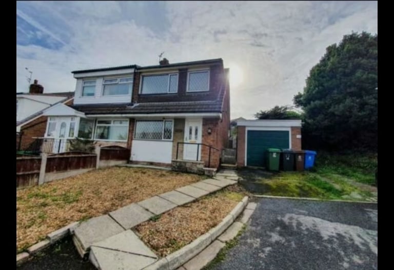 3 bedroom semi detached £1200 pcm