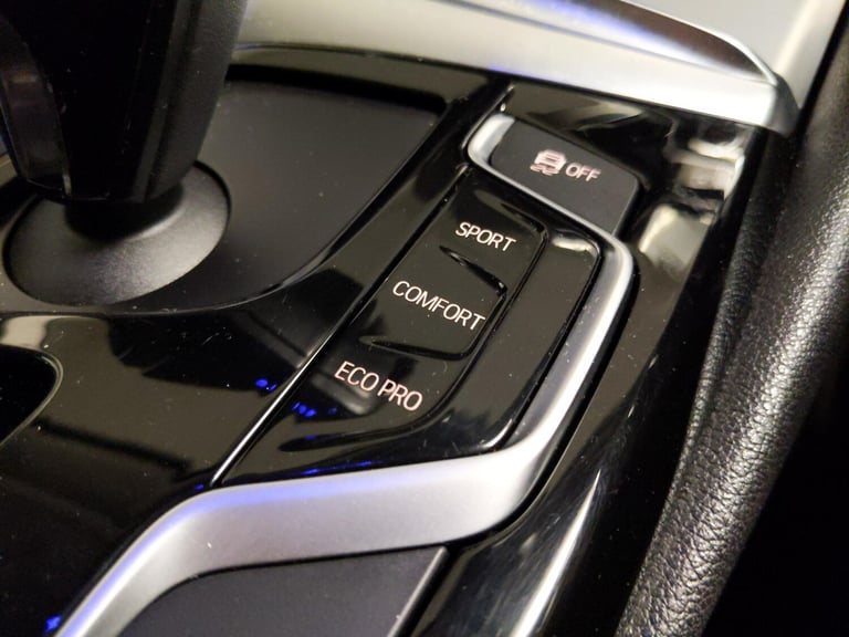2018 BMW 5 Series 520d SE 4dr Auto SALOON DIESEL Automatic