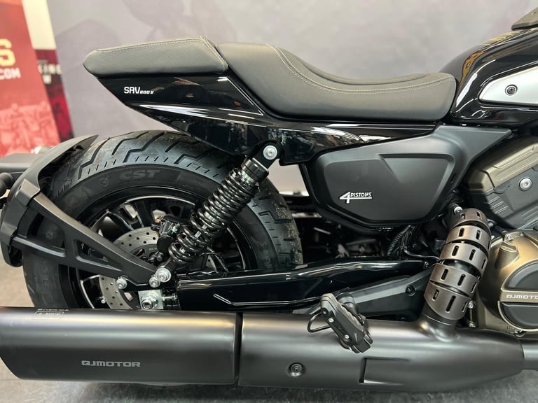 QJ MOTOR SRV 600V 2026 V4 CYLINDER CUSTOM TOP SPEC AND ONLY £5699