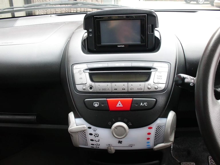 2014 Toyota AYGO 1.0 VVT-i Move Euro 5 3dr HATCHBACK Petrol Manual