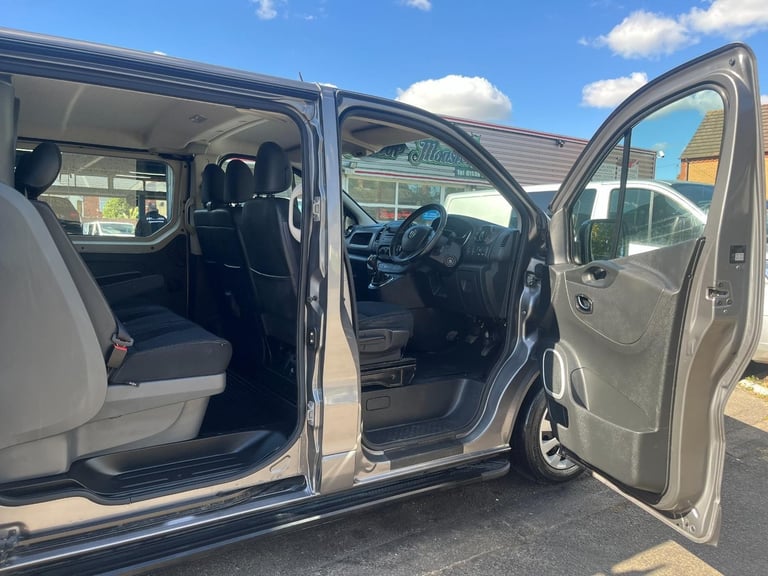 Vauxhall Vivaro 1.6 CDTi 2900 BiTurbo ecoTEC Sportive 6 Seat SWB Crew... 2018/67