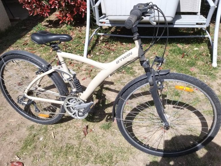 image for B-Twin 700 Full Suspension Xl Frame Bike!!!