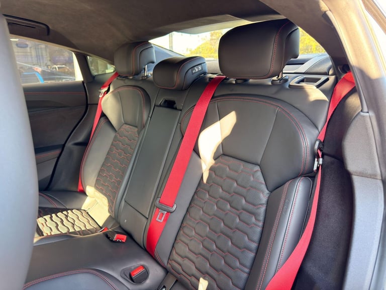 2023 Audi RS e-tron GT 93.4kWh Carbon Vorsprung Saloon 4dr Electric Auto quattro (598 ps) COUPE E...