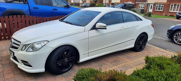 image for Mercedes-Benz, E CLASS, Coupe, 2012, Semi-Auto, 2143 (cc), 2 doors