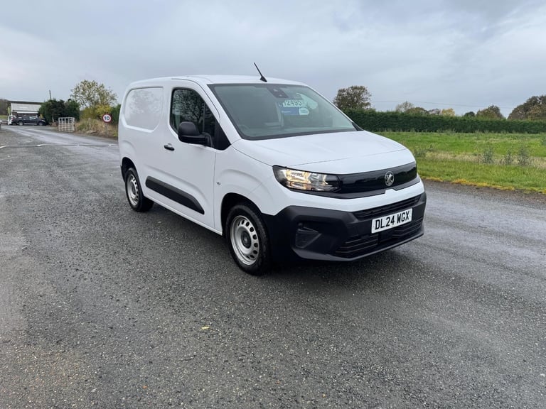 image for Vauxhall Combo 1.5 Turbo D 2300 Prime Panel Van 5dr Diesel Manual SWB... 2024/24