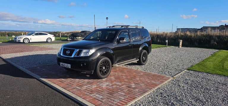 Nissan, PATHFINDER, tekna Estate, 2012, Manual, 2488 (cc), 5 doors