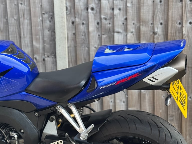 HONDA CBR 1000 RR FIREBLADE 2006 (06) SUPER SPORT 