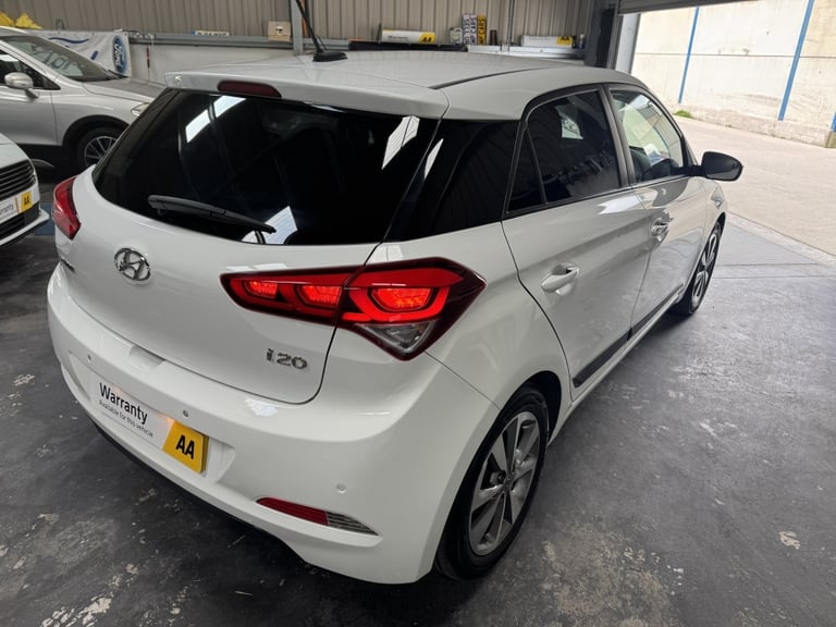 2016 Hyundai i20 1.2 GDI PREMIUM 5DR Manual Hatchback Petrol Manual