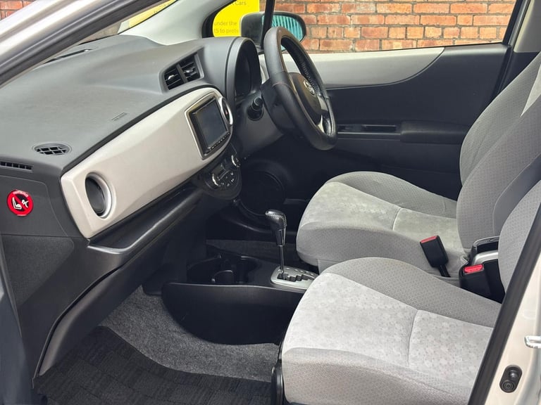 2013 Toyota Vitz 1.3 Petrol Hatchback – White – Low Miles – New MOT (09/26/2026)