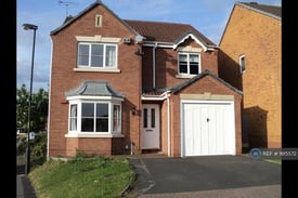 4 bedroom house in Millers Walk, Walsall, WS3 (4 bed) (#1615572)
