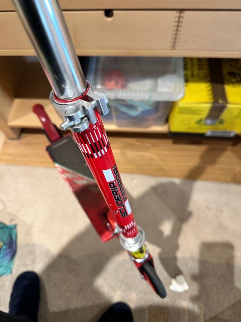 Ferrari Kids Scooter - Red