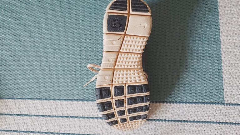 Nike Free Run Trail — Thunder Blue  (Size UK 7 / EU 41 ) – Used Exactly 1 time
