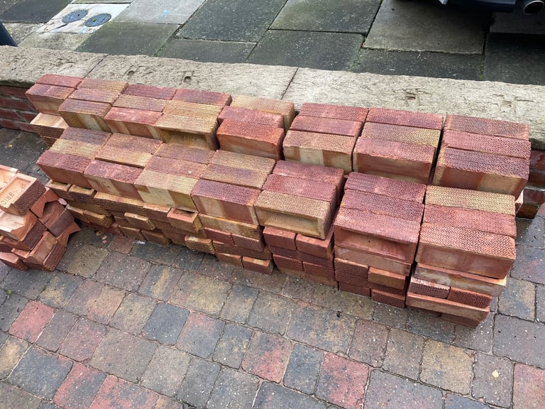 image for Forterra Antique Rustic Bricks (batch of 174)