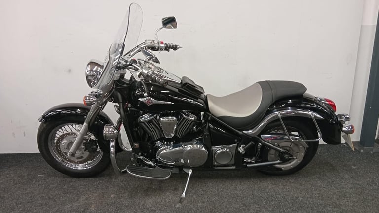 KAWASAKI VN900 CLASSIC ** NICE CONDITION, WARRANTY, SERVICE HISTORY **