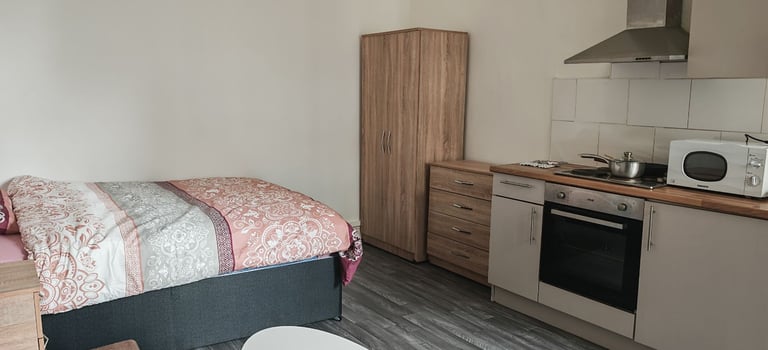 Flats Available. Are you on Benefits. U.C Welcome over 35's