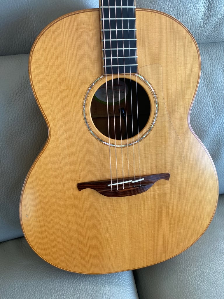 Lowden F35 Myrtlewood 