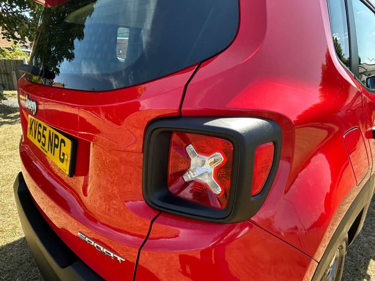 2015 Jeep Renegade 1.6 E-torQ Sport 5dr ESTATE PETROL Manual