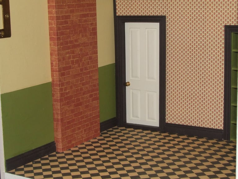 Dolls House Emporium Completed Shop/Cafe Large Suit Collector