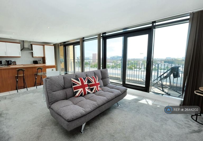 image for 2 bedroom flat in Middlewood Street, Salford, M5 (2 bed) (#2644202)