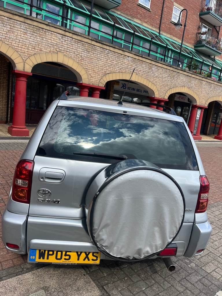 2005 Toyota RAV4 20 XT-R 5dr Auto ESTATE Petrol Automatic