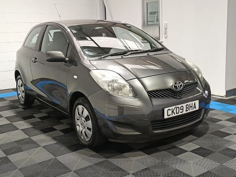 2009 Toyota Yaris VVT-i TR Hatchback Petrol Manual