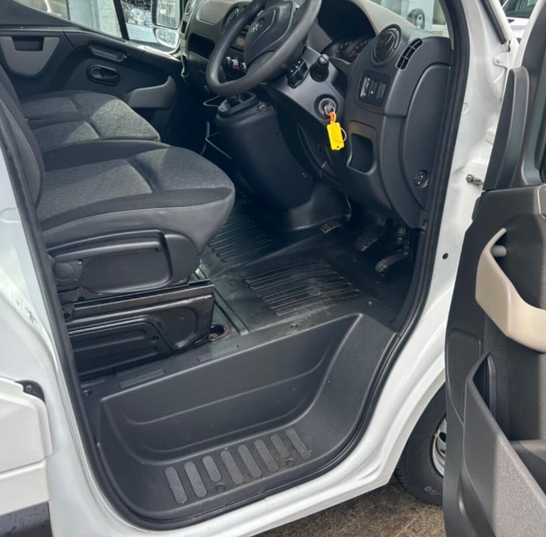 VAUXHALL MOVANO 2.3 CDTi 3500 L3H2 LWB MEDIUM ROOF White Manual Diesel 2018