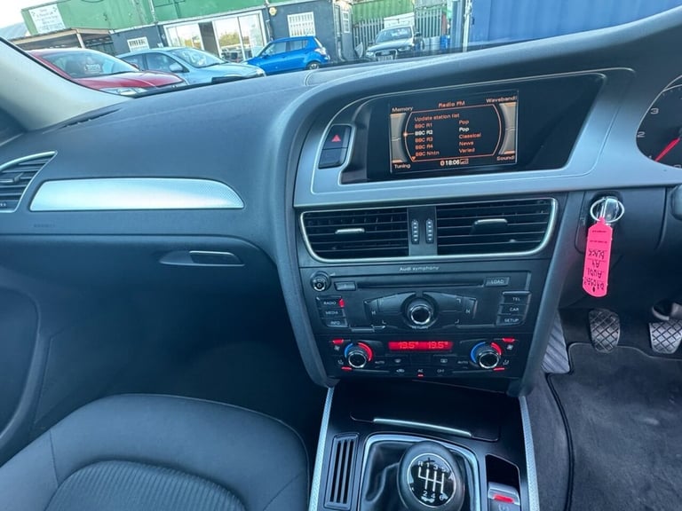 2009 Audi A4 2.0 TDI Executive SE Saloon 4dr Diesel Manual Euro 4 (143 ps) Saloon Diesel Manual