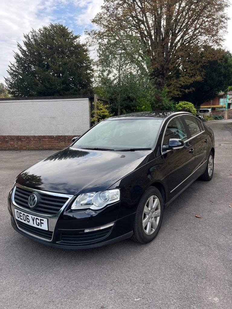 Volkswagen, PASSAT, 45,170 mileage, Saloon, 2006, Semi-Auto, 