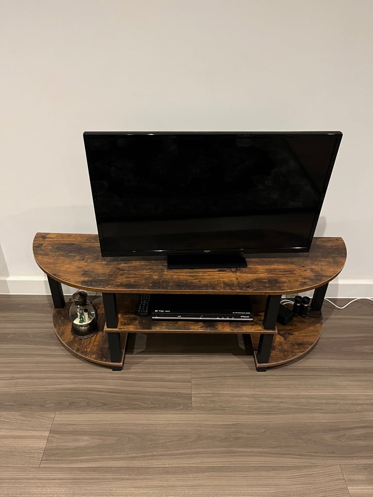 image for Bush 24inch free view HD Television and DVD 